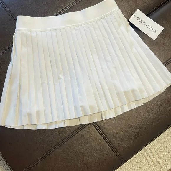 Athleta White Pleated Skirt (Skort) - Picture 1 of 3